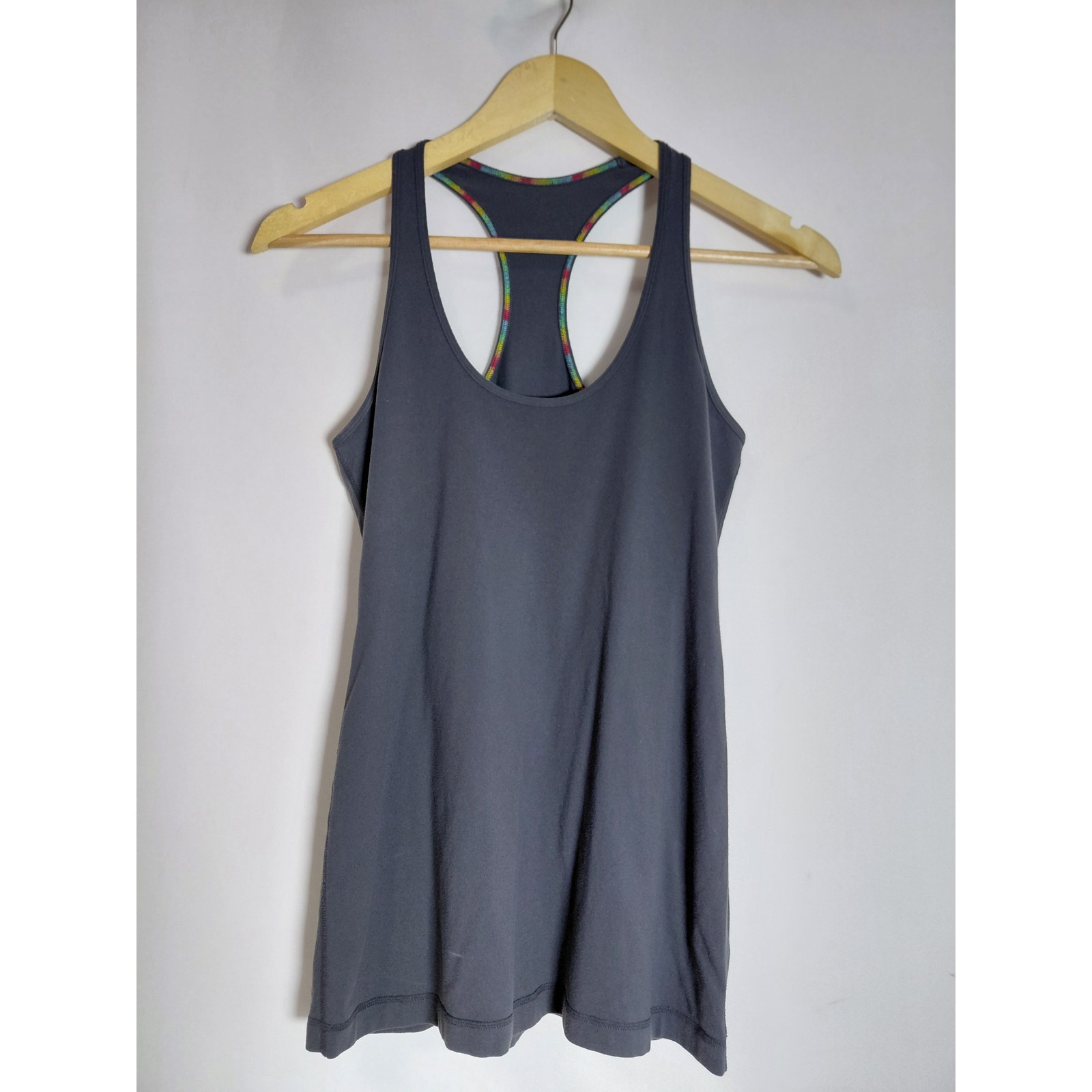Lululemon Tip Racerback Tank Top Gray Knit Sleeveless Women Size 4